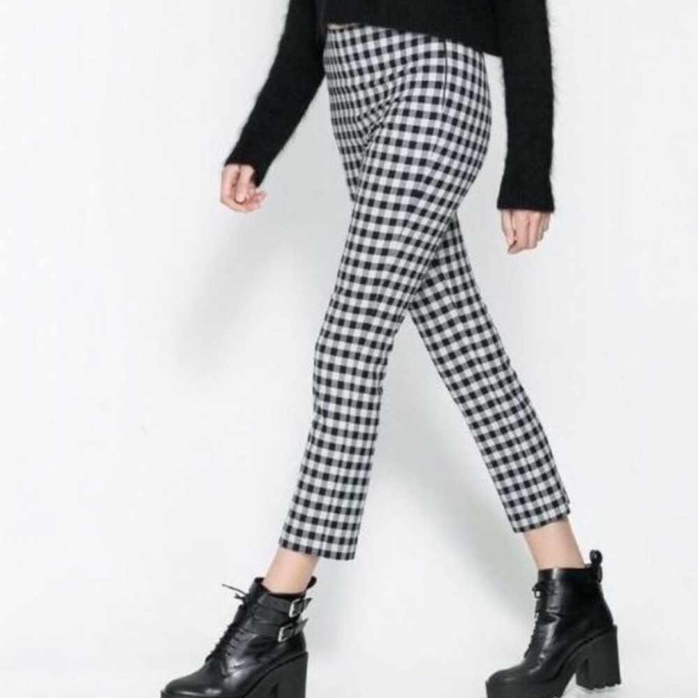 [Zara] Gingham Black and White Pants Size Medium